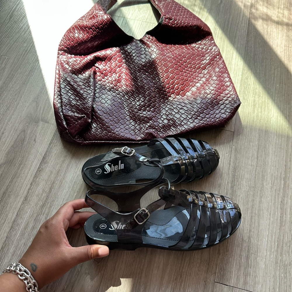 SHEIN Black Strappy Sandals and Burgundy Textured Tote